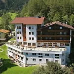 Aussicht Hotel 4*
