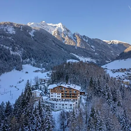 Hotell Aussicht Finkenberg