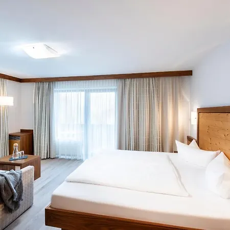 Aussicht Hotel 4*