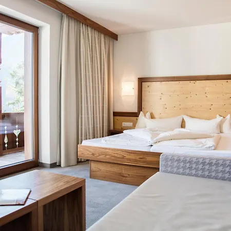 Aussicht Hotel 4*