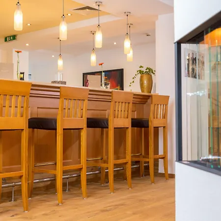 מלון Aussicht 4*