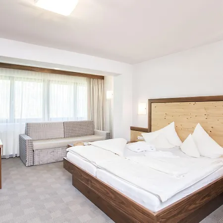 Hotell Aussicht 4*