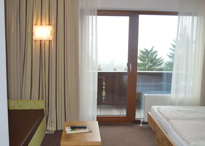 Hotel Aussicht Finkenberg