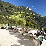Aussicht Ξενοδοχείο 4*