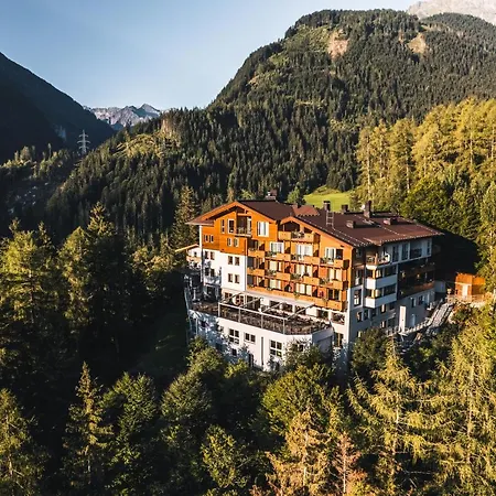Hotel Aussicht 4*