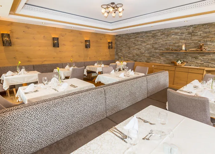 Hotel Aussicht Finkenberg